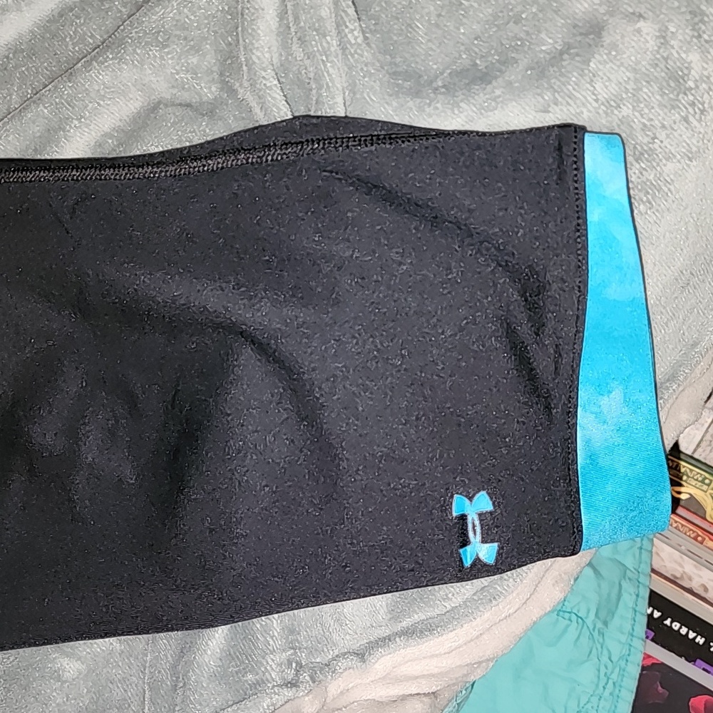 Under Armour Capris - image 2